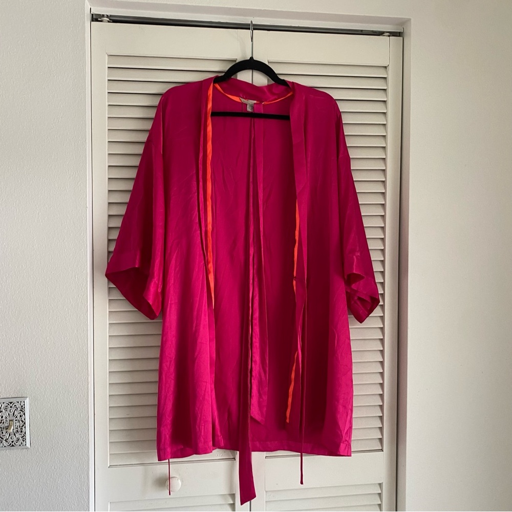 Victoria's Secret Fuchsia Robe sz. OS